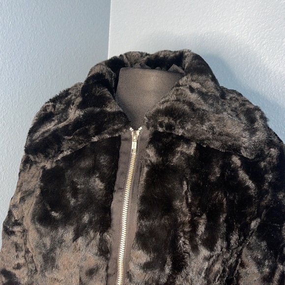 Reformation Fur Coat Size S - Picture 2 of 6